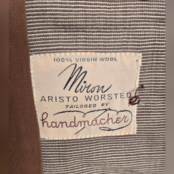 1940's Virgin Wool Suit by Handmacher for Faye's Alhambra - Picture 10 of 16